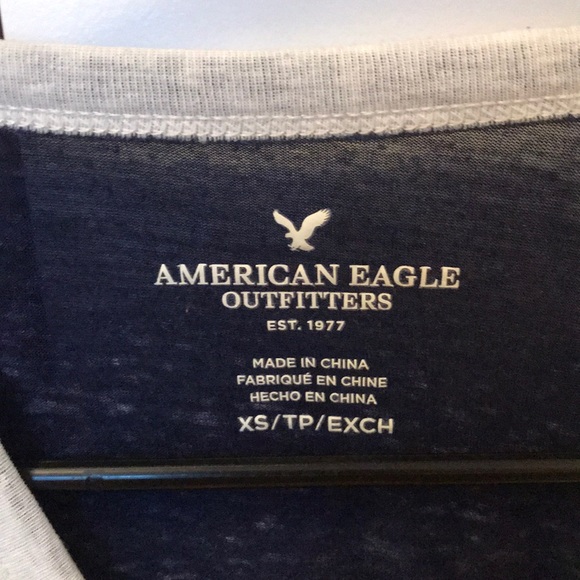American Eagle T-shirt - Picture 3 of 5